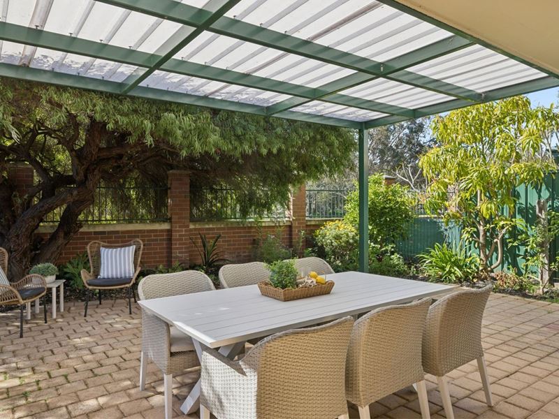 1/1 Moondine Drive, Wembley WA 6014