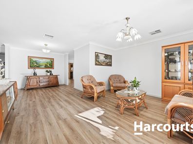 2 Menteith Place, Kinross WA 6028