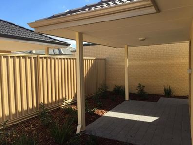7 Blue Road, Canning Vale WA 6155
