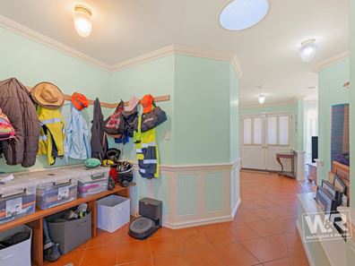 6 Shapcott Street, Bayonet Head WA 6330