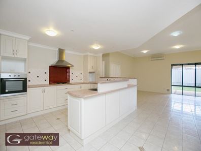 5 Windchime Terrace, Atwell WA 6164