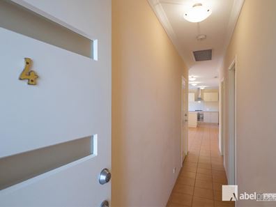 4/39 Windsor Street, Perth WA 6000