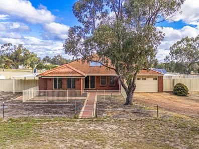 7 Shorthorn Pass, Lower Chittering WA 6084