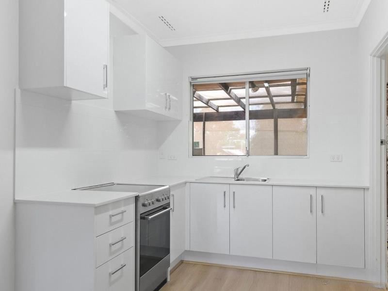 63a Lester Drive, Thornlie