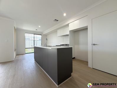 12A Vermont Grove, Wellard WA 6170