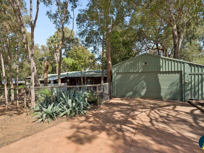 3 Mirfield Street, Roleystone WA 6111