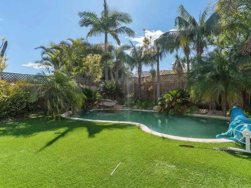3/27 Melinga Court, Karawara