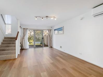 3/27 Melinga Court, Karawara WA 6152