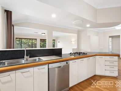 138 Rothesay Heights, Mindarie WA 6030