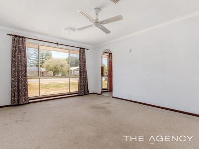 32 Carvie Street, Hillman WA 6168