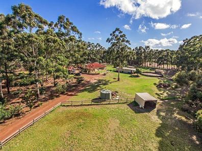 26 Karbro Dr, Cardup WA 6122