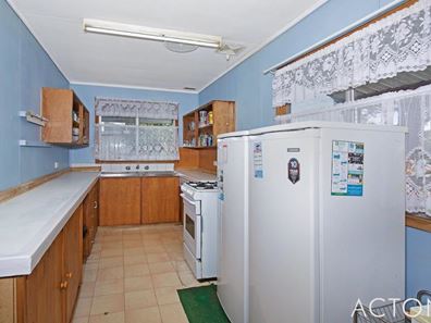 7 Yallan Street, Mandurah WA 6210