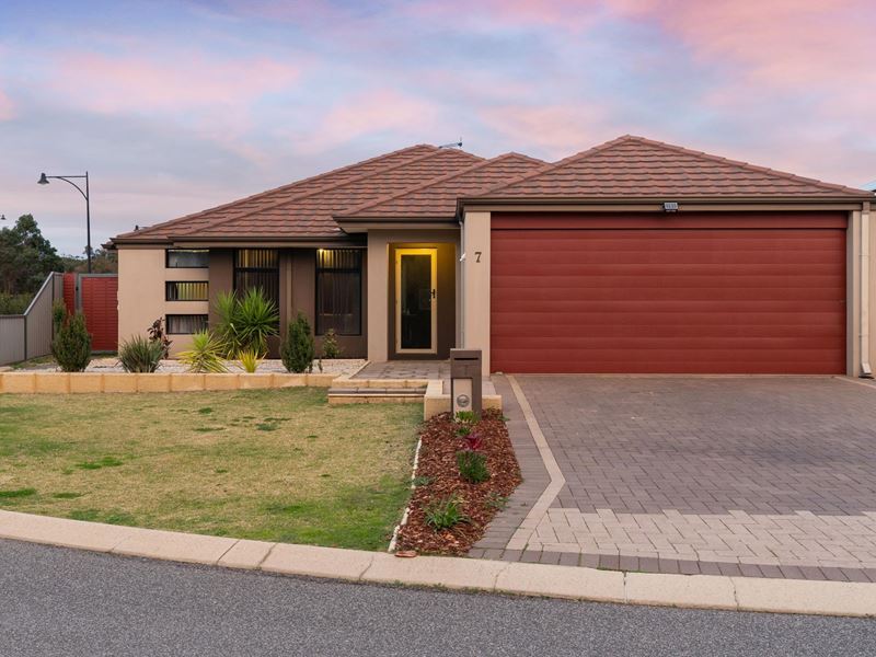 7 Carbine Bend, Byford WA 6122