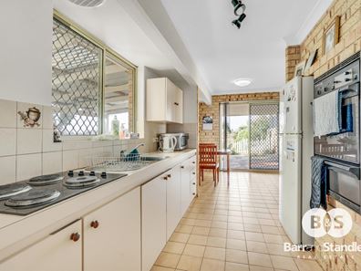 4 Lewis Place, Withers WA 6230