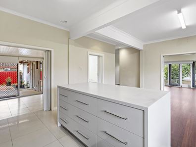 1 Lancaster Street, Dianella WA 6059
