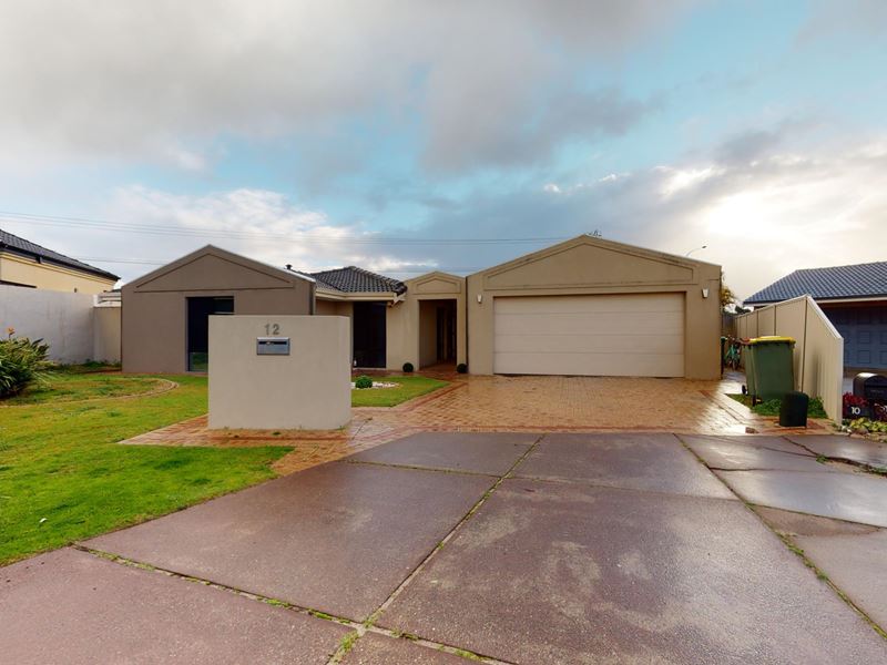 12 Peerless Place, Noranda WA 6062