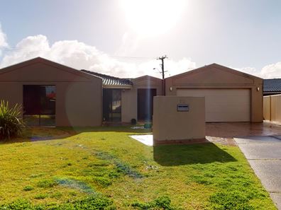 12 Peerless Place, Noranda WA 6062