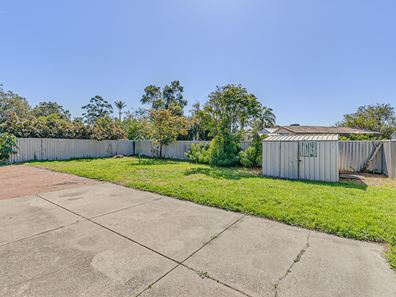 11 Fulmar Street, Thornlie WA 6108