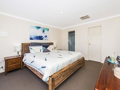 12 Jucara Mews, Warnbro WA 6169