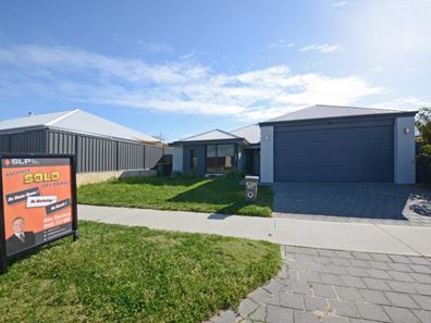 60 Salwood Loop, Banksia Grove WA 6031