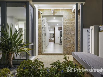 10 Wesley Way, Aveley WA 6069