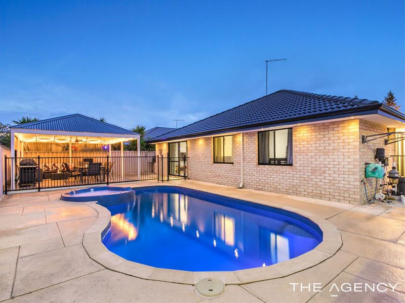 17 Noosa Drive, Secret Harbour