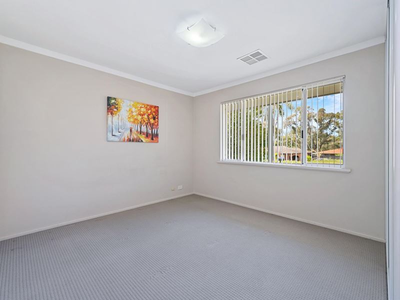 21 Dromana Place, Craigie WA 6025