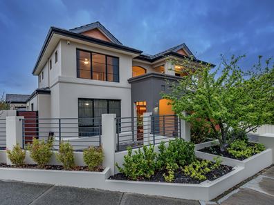 7 Sarus Rise, Gwelup WA 6018
