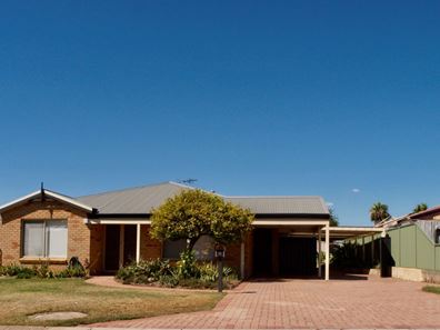 15 Holwell Gardens, Clarkson WA 6030