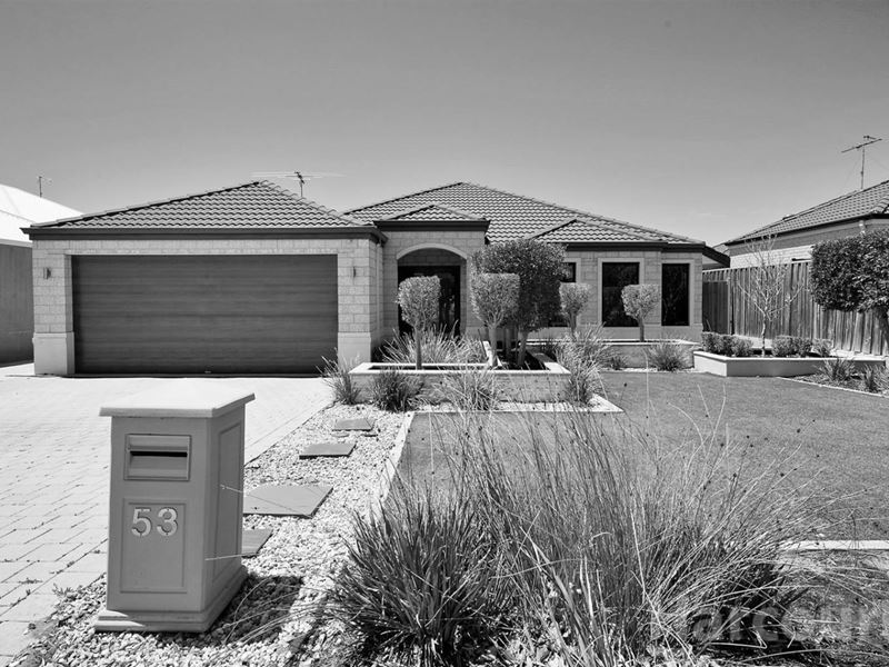 53 Seascapes Blvd, Halls Head WA 6210
