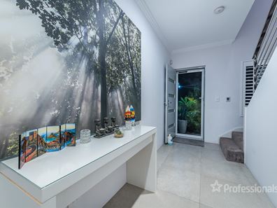 21 Gouldian Circuit, Alkimos WA 6038