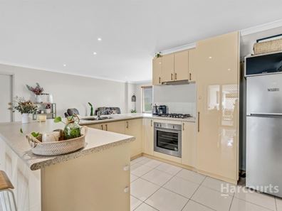 3 Kardan Loop, Falcon WA 6210