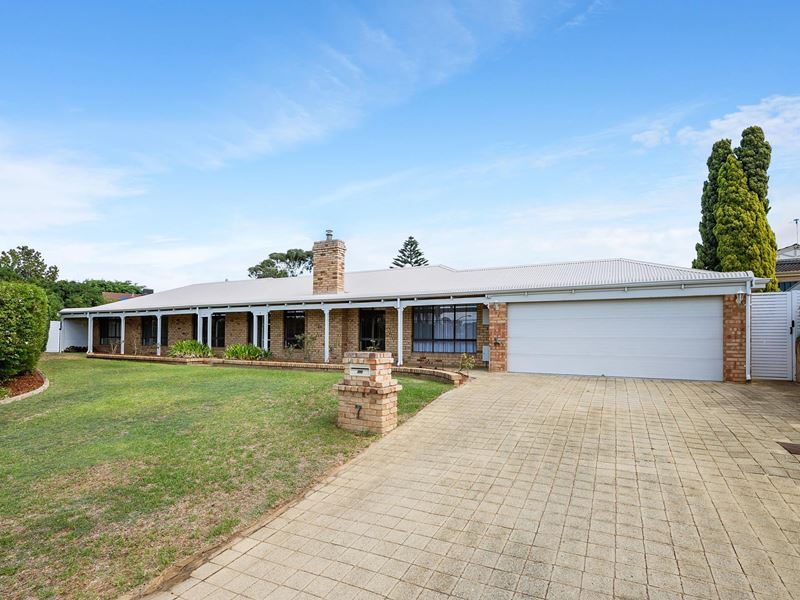 7 Mead Close, Woodvale
