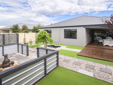 11 WALPOLE LOOP, Yalyalup WA 6280