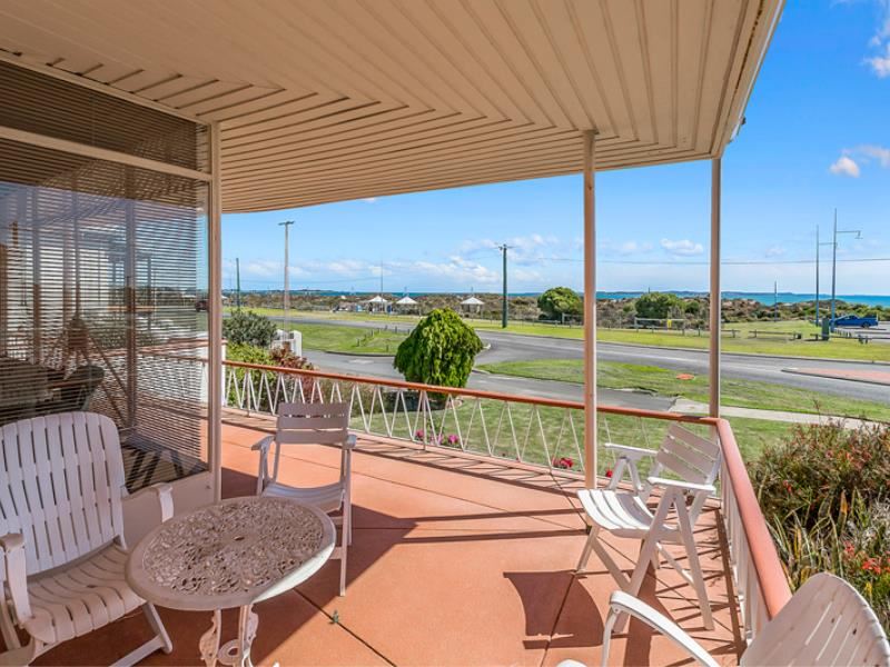 103 Rockingham Beach Road, Rockingham