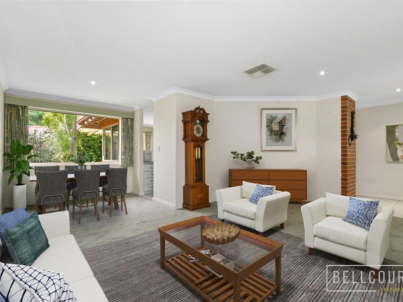 1/10 Kelsall Crescent, Manning