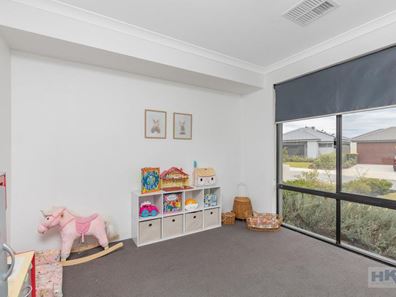 24 Isdell Chase, Brabham WA 6055