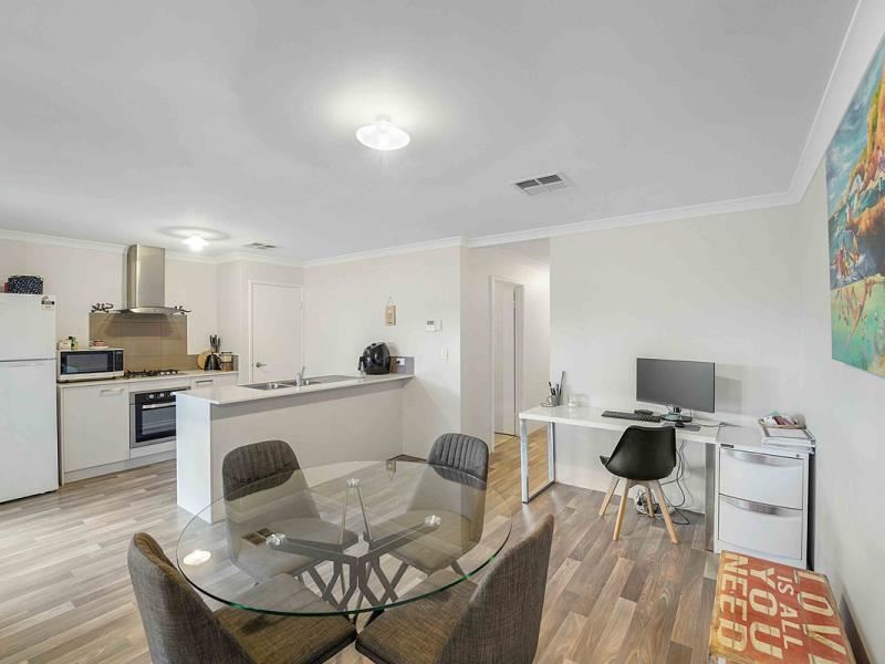 44 Ligado Avenue, Aveley