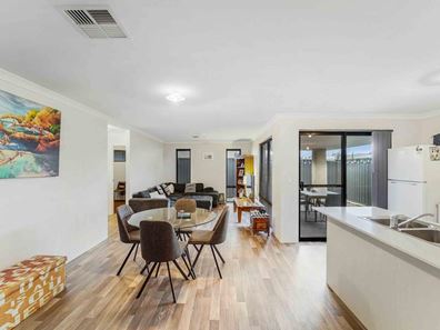 44 Ligado Avenue, Aveley WA 6069