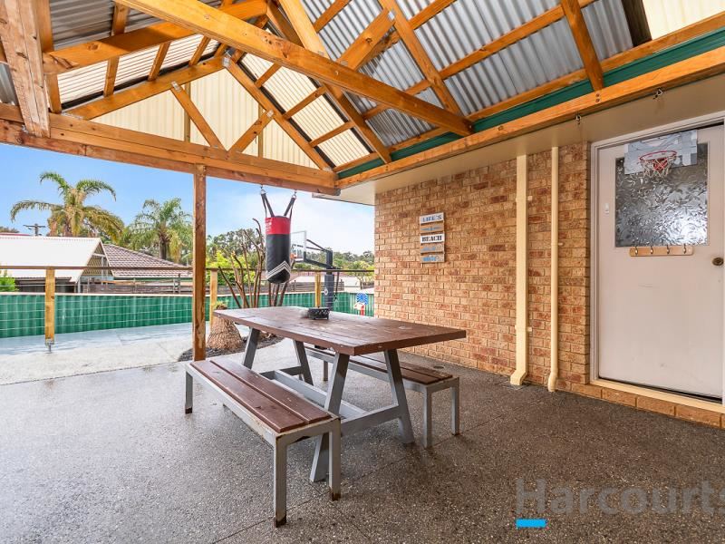 8 Prospect Grove, Heathridge