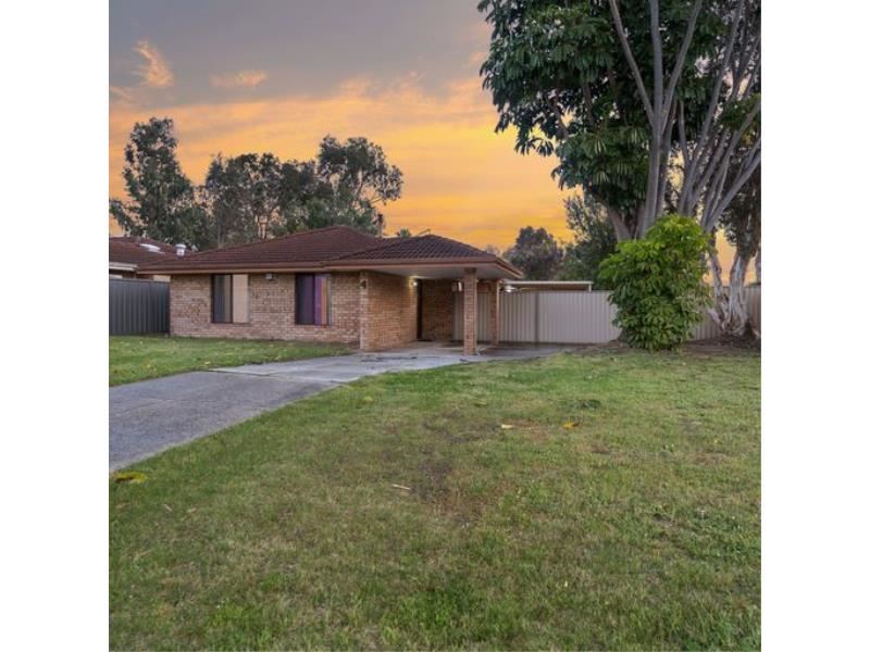 4 Holley Place, Marangaroo