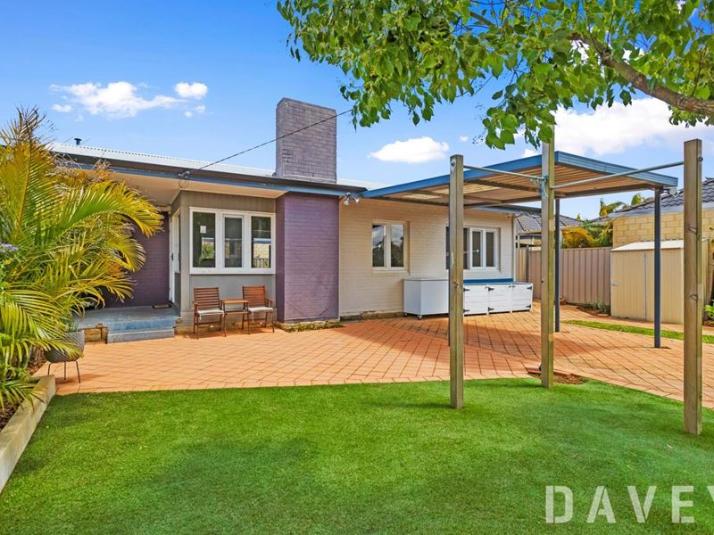 5 Winchelsea Road, Nollamara WA 6061