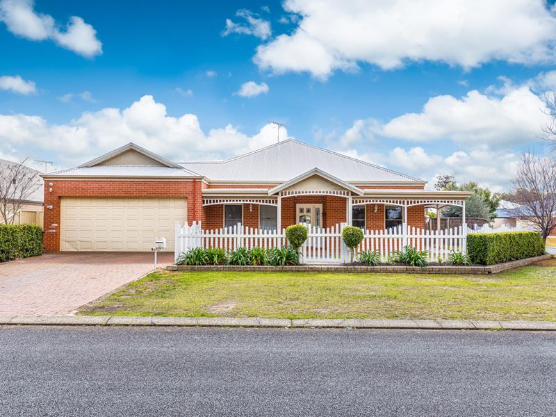 20 Laurie Street, Collie