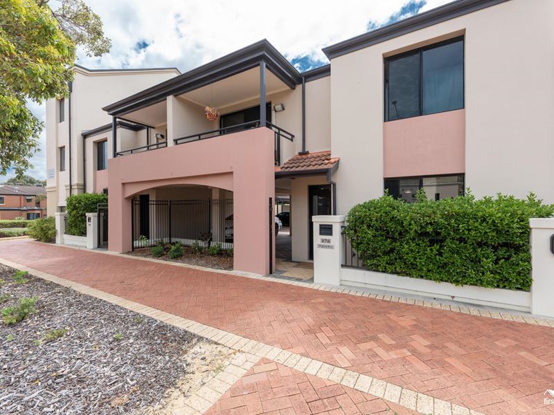 1/176 Lakeside Drive, Joondalup WA 6027