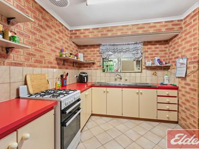 210 Chapman Valley Road, Waggrakine WA 6530