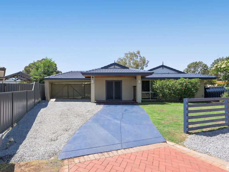 13 Firetail Court, Seville Grove