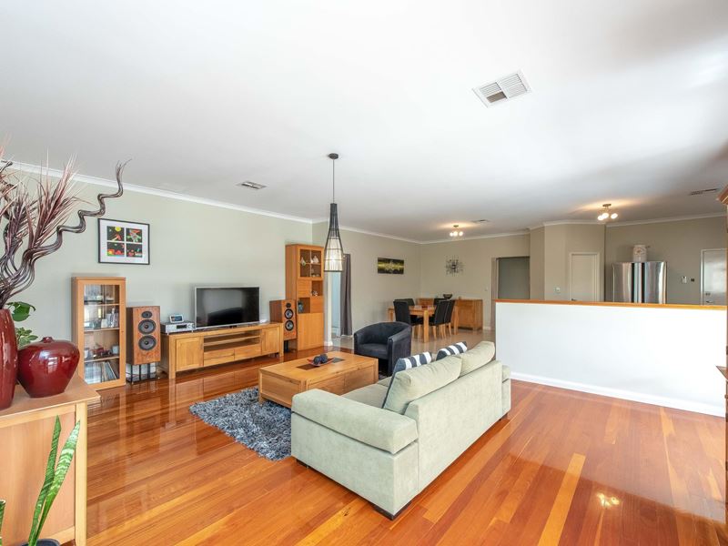 111 Fantail Crescent, Ellenbrook