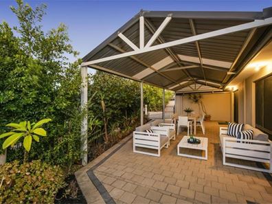 22 Muchea Gardens, Dianella WA 6059