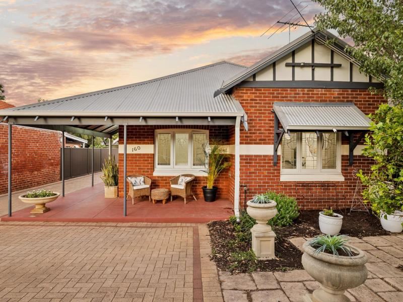 160 Ninth Avenue, Inglewood