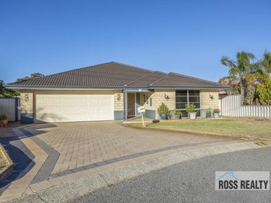 8 Flamingo Trail, Ballajura WA 6066